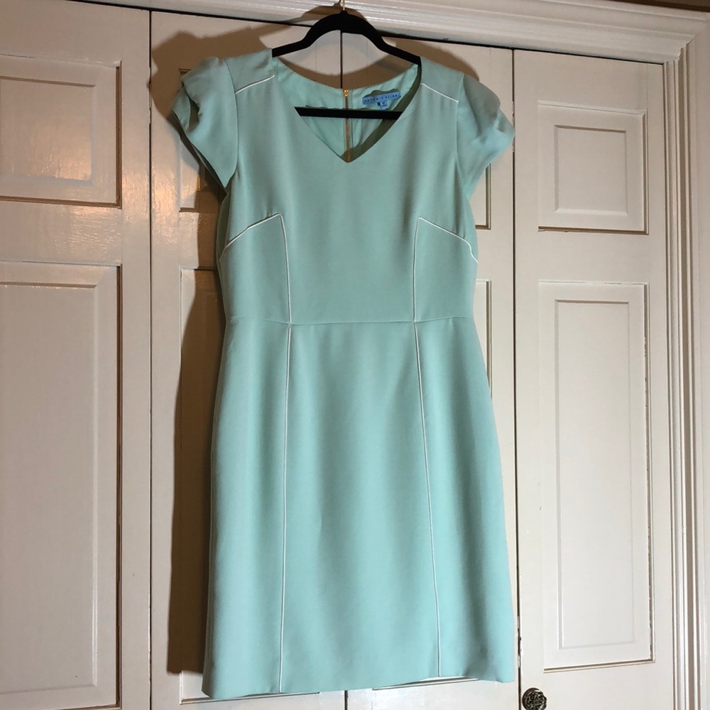 Antonio Melani Mint Green White Piping V Neck Cap Puff Sleeves SZ 12 R2